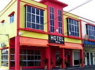 Wau Hotel & Cafe Jerantut Exterior photo